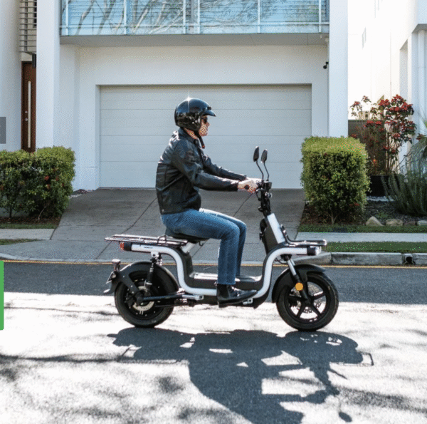 Benzina Zero Duo Electric Scooter - Imagen 4
